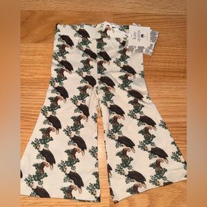 kate quinn Leggings with Brown & Green Vulture Print
